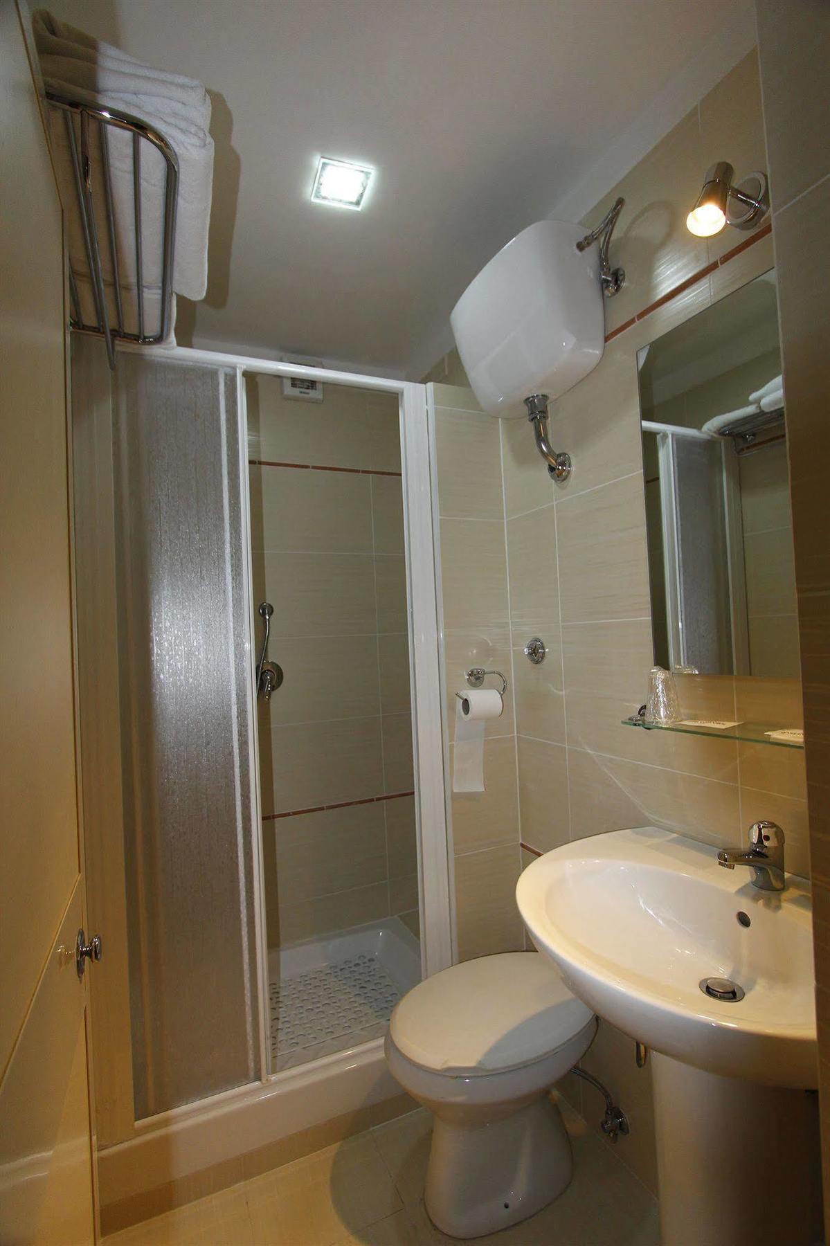 Hotel Concorde Рим Екстериор снимка